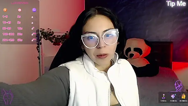 april dumont online show from 03/08/25, 08:14