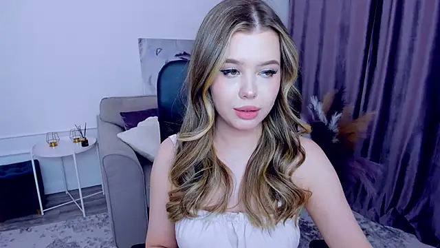 FollowLovee online show from 02/19/25, 02:44