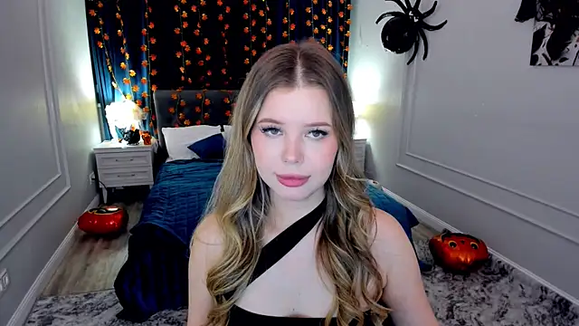 FollowLovee online show from 10/15/25, 07:44