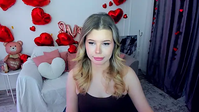 Snapshot of FollowLovee chatting on 02/04/26, 03:34 FollowLovee online show from 02/04/26, 03:34