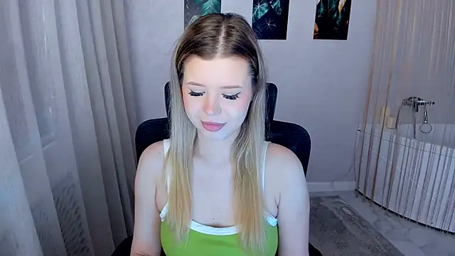 FollowLovee online show from 03/26/26, 04:11