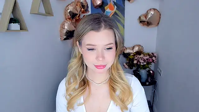 Snapshot of FollowLovee chatting on 02/11/26, 07:36 FollowLovee online show from 02/11/26, 07:36