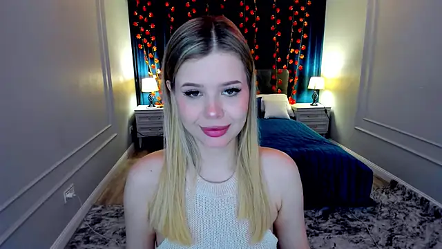 Snapshot of FollowLovee chatting on 11/16/25, 07:51 FollowLovee online show from 11/16/25, 07:51