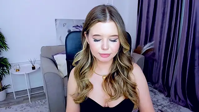 FollowLovee online show from 03/16/25, 06:12