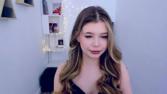 FollowLovee online show from 03/19/25, 11:39