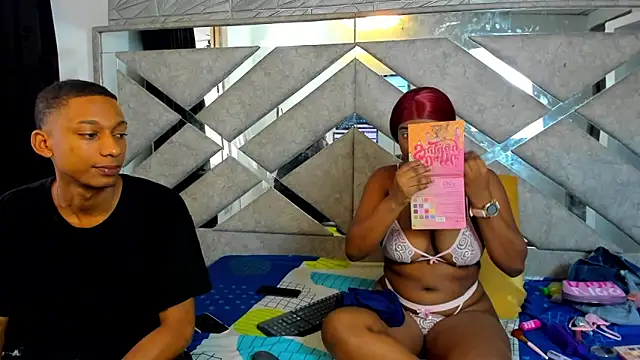 EvaxEmma online show from 03/22/25, 01:52