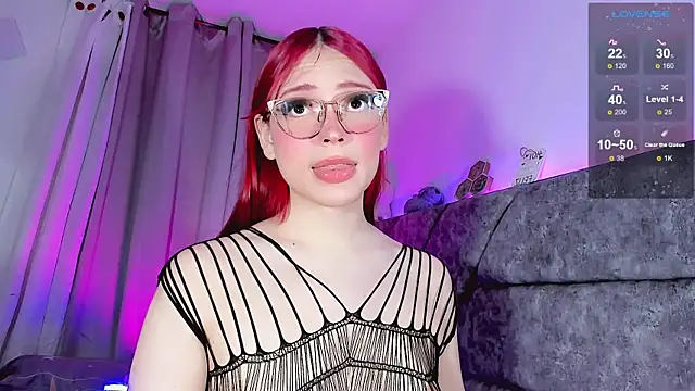 Valentina Alba online show from 11/30/25, 02:23