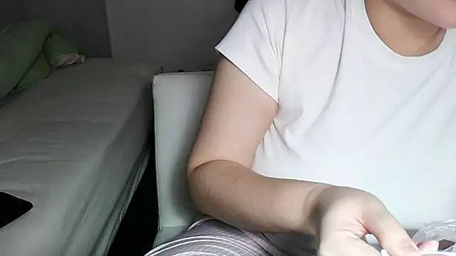 iamMalixxx online show from 10/03/25, 12:06