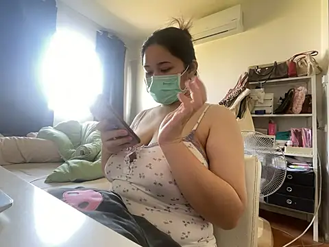 iamMalixxx online show from 02/02/25, 07:52