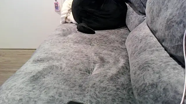 Snapshot of iamMalixxx chatting on 05/14/26, 11:29 iamMalixxx online show from 05/14/26, 11:29