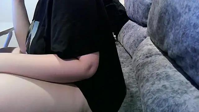 Snapshot of iamMalixxx chatting on 07/18/26, 12:58 iamMalixxx online show from 07/18/26, 12:58