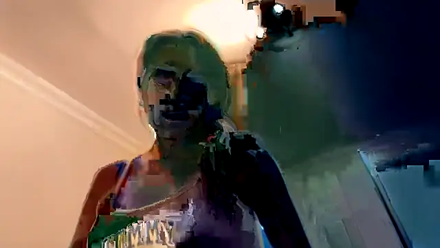 yaprakmericc online show from 10/14/25, 06:08