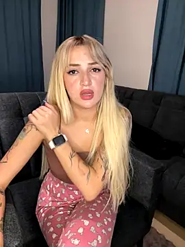 yaprakmericc online show from 11/13/25, 07:29