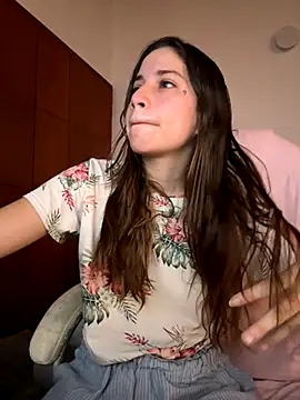 LynnSam  online show from 11/03/25, 04:32