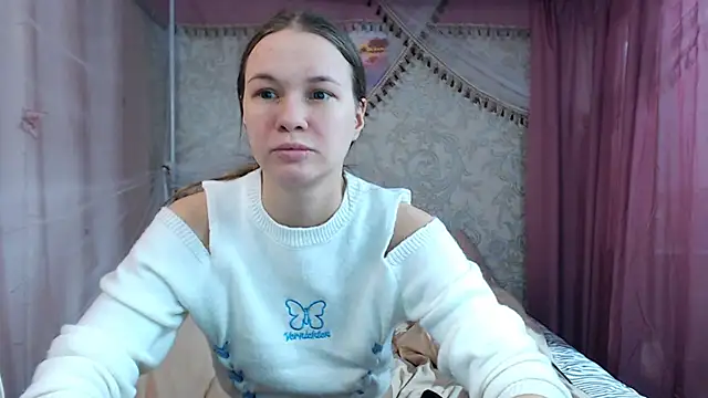 leila bambi  online show from 02/10/26, 12:04