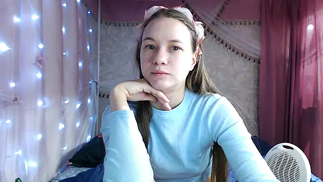 leila bambi  online show from 02/05/26, 12:06