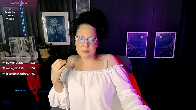 Anita Muse online show from 03/09/26, 02:15