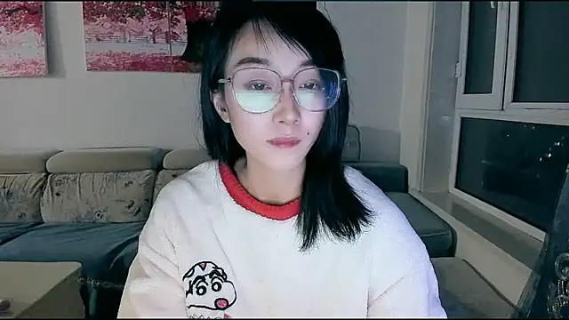 Snapshot of NIAN-er chatting on 12/18/25, 02:10 NIAN-er online show from 12/18/25, 02:10