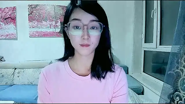 Snapshot of NIAN-er chatting on 12/17/25, 01:49 NIAN-er online show from 12/17/25, 01:49