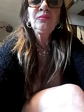 gildamilf online show from 11/29/25, 03:12