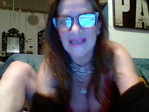 gildamilf online show from 03/18/26, 06:53