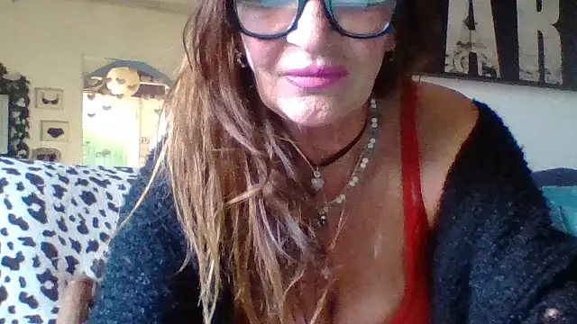 gildamilf online show from 01/08/26, 02:01