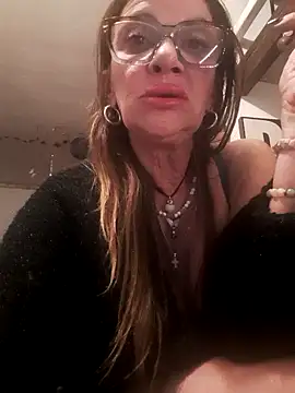 gildamilf online show from 10/27/25, 07:04