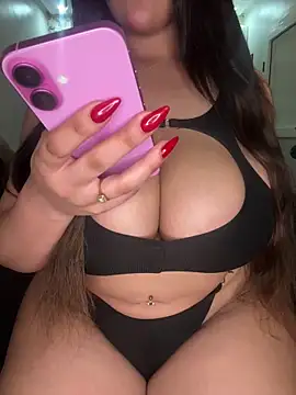 Snapshot of Noha-Sexy chatting on 10/03/25, 11:45 Noha-Sexy online show from 10/03/25, 11:45