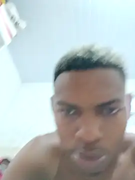 Snapshot of BroomedShipyard chatting on 02/02/25, 05:48 BroomedShipyard online show from 02/02/25, 05:48