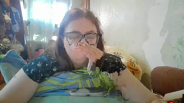 DesireMelissa online show from 12/14/25, 07:14