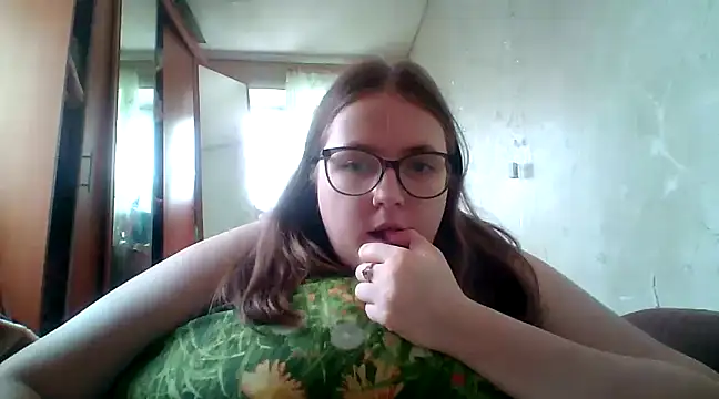 DesireMelissa online show from 02/19/25, 11:17