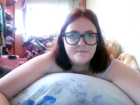 DesireMelissa online show from 10/26/25, 06:58