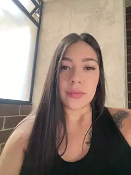 Latina vanessa online show from 03/18/26, 09:37