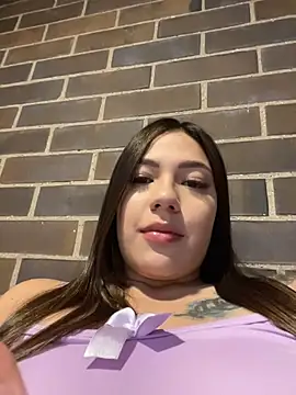 Snapshot of Latina_vanessa chatting on 07/14/26, 01:49 Latina vanessa online show from 07/14/26, 01:49