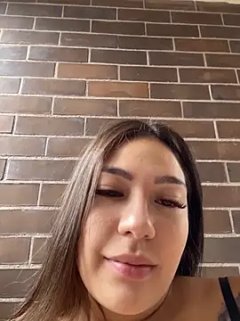 Snapshot of Latina_vanessa chatting on 06/04/26, 09:19 Latina vanessa online show from 06/04/26, 09:19