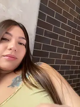 Snapshot of Latina_vanessa chatting on 06/26/26, 03:51 Latina vanessa online show from 06/26/26, 03:51