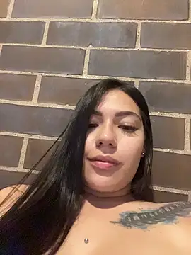 Latina vanessa online show from 05/04/26, 05:44