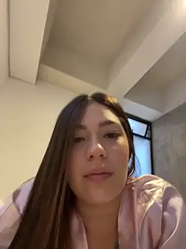 Snapshot of Latina_vanessa chatting on 06/07/26, 09:42 Latina vanessa online show from 06/07/26, 09:42
