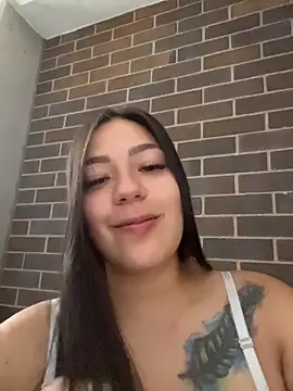 Latina vanessa online show from 05/23/26, 05:01