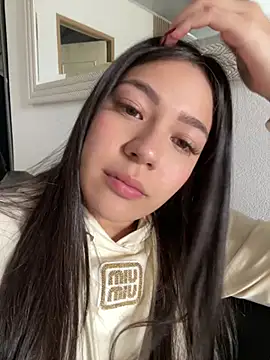 Latina vanessa online show from 02/20/26, 04:09