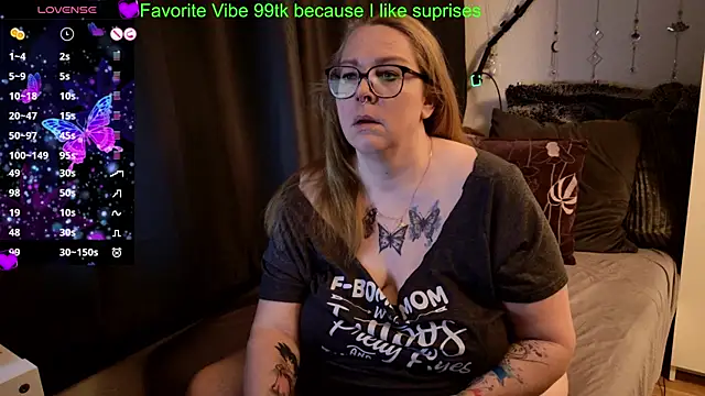 Big Beautiful MILF online show from 04/02/26, 04:30