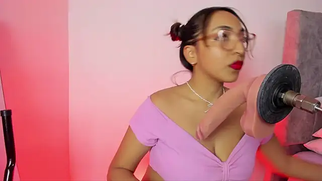 Leticia brownn1 online show from 04/09/26, 07:42