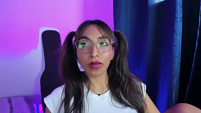 Snapshot of Leticia_brownn1 chatting on 02/20/25, 07:30 Leticia brownn1 online show from 02/20/25, 07:30