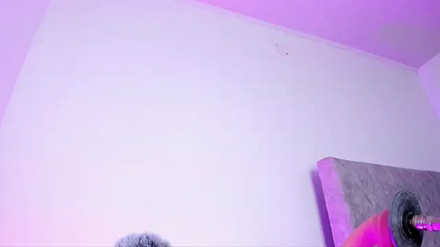 Leticia brownn1 online show from 05/25/26, 07:45