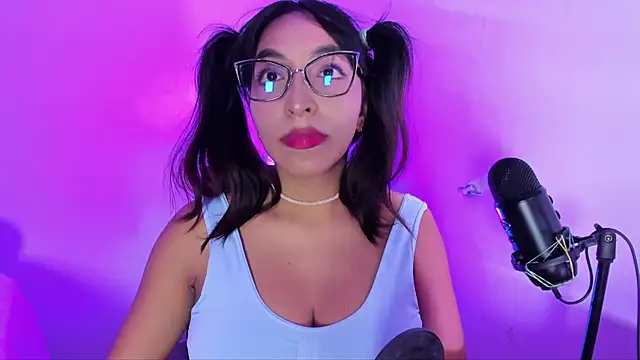 Snapshot of Leticia_brownn1 chatting on 09/11/25, 07:14 Leticia brownn1 online show from 09/11/25, 07:14