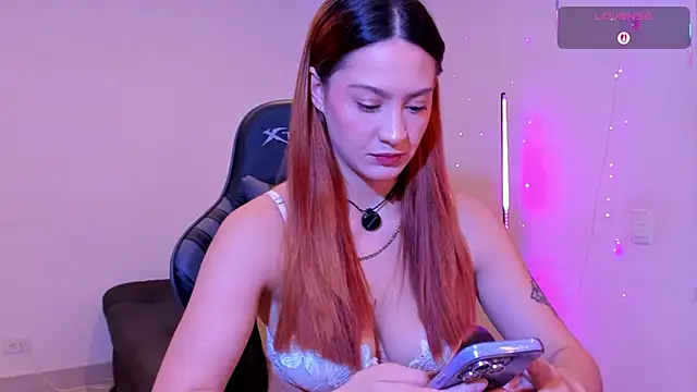 Snapshot of Amypond__ chatting on 02/04/26, 04:24 Amypond online show from 02/04/26, 04:24