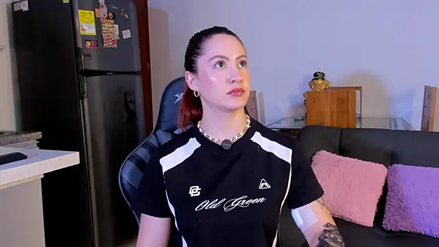 Amypond   online show from 04/11/26, 07:28