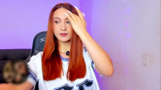 Snapshot of Amypond__ chatting on 02/25/26, 04:07 Amypond online show from 02/25/26, 04:07