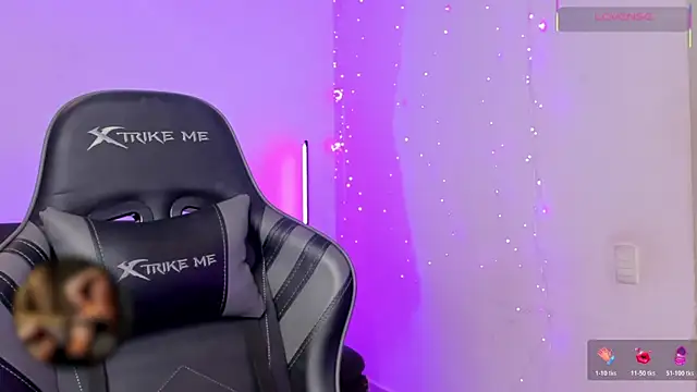 Snapshot of Amypond__ chatting on 02/23/26, 12:17 Amypond online show from 02/23/26, 12:17