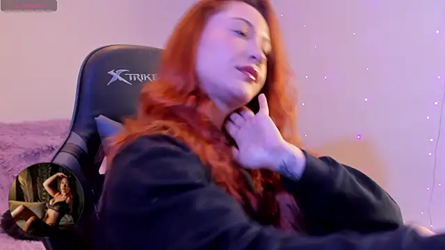 Snapshot of Amypond__ chatting on 10/24/25, 10:36 Amypond online show from 10/24/25, 10:36